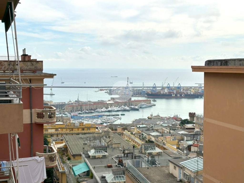 appartamento in vendita a Genova in zona Castelletto