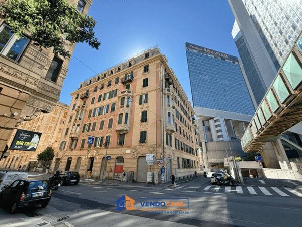 appartamento in vendita a Genova in zona Foce