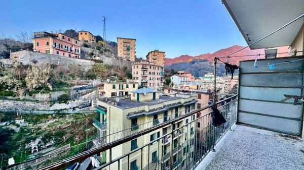 appartamento in vendita a Genova in zona Bolzaneto