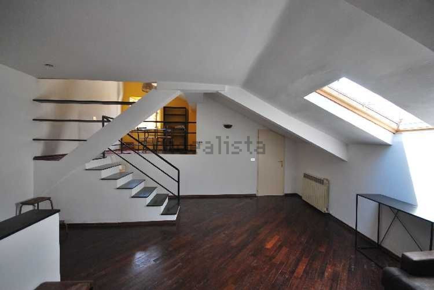 appartamento in vendita a Genova in zona Sottoripa / Maddalena / Molo