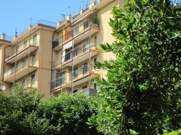 appartamento in vendita a Genova in zona Bolzaneto