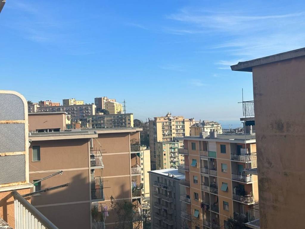 appartamento in vendita a Genova in zona Sampierdarena