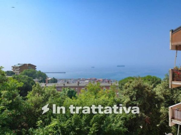 appartamento in vendita a Genova in zona Palmaro / Pra'