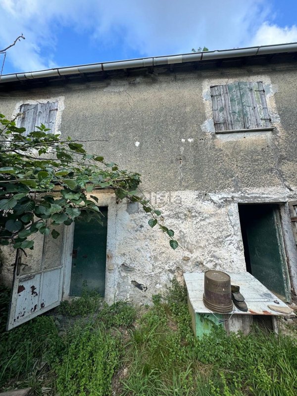 appartamento in vendita a Genova in zona Sestri Ponente