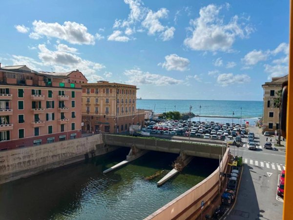 appartamento in vendita a Genova in zona Voltri