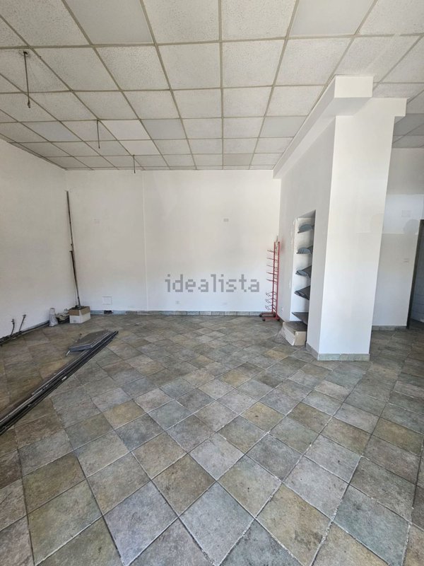 ufficio in vendita a Genova in zona Marassi