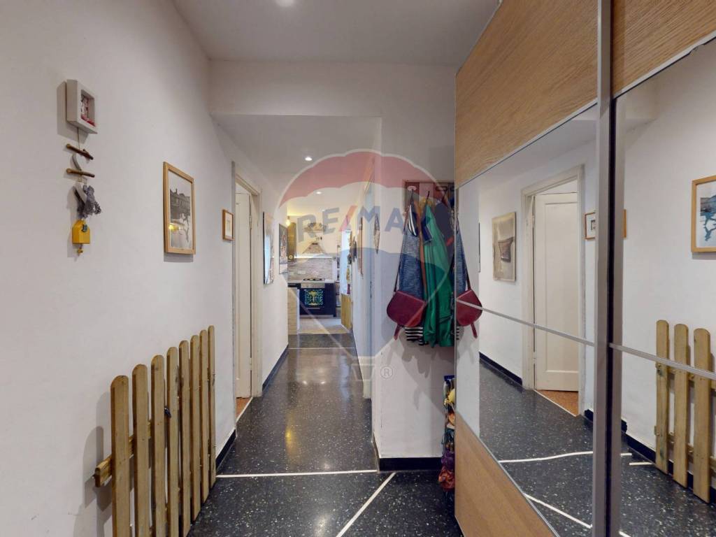 appartamento in vendita a Genova in zona Marassi