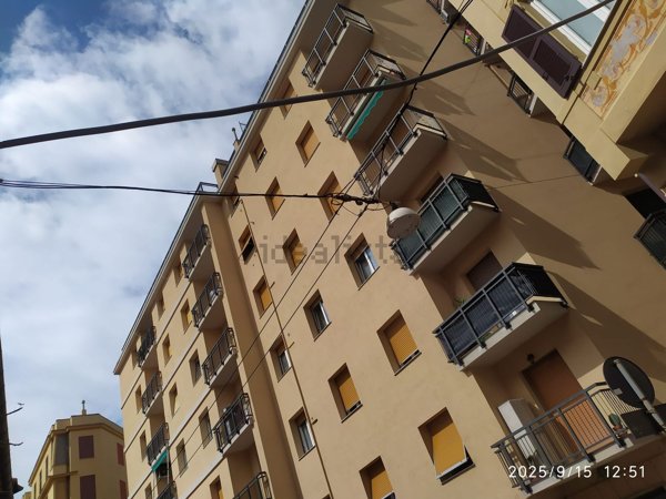 appartamento in vendita a Genova in zona Sturla