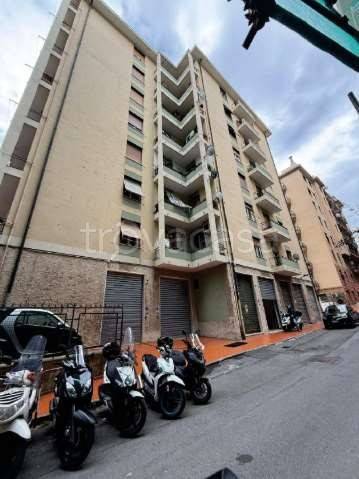 appartamento in vendita a Genova in zona Sampierdarena