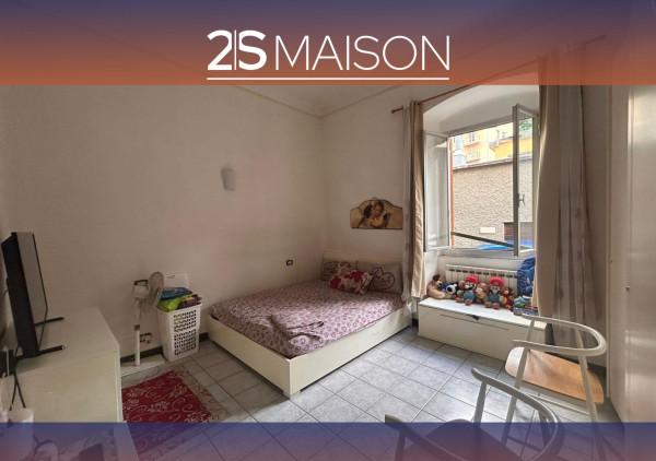 appartamento in vendita a Genova in zona Rivarolo