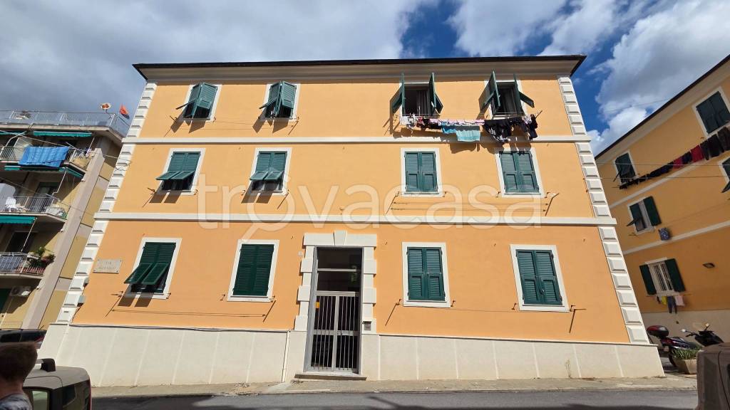 appartamento in vendita a Genova in zona Voltri