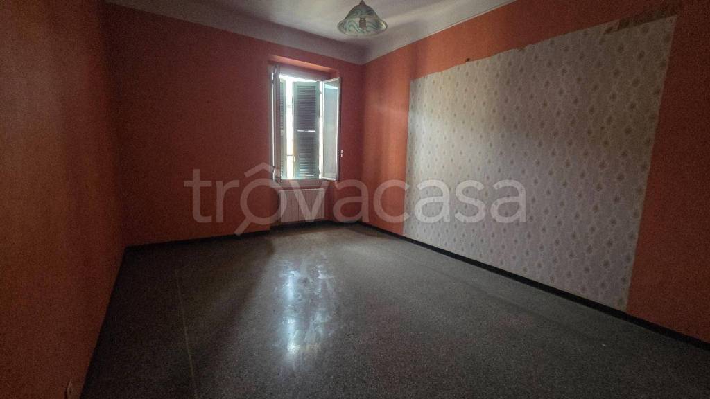 appartamento in vendita a Genova in zona Staglieno