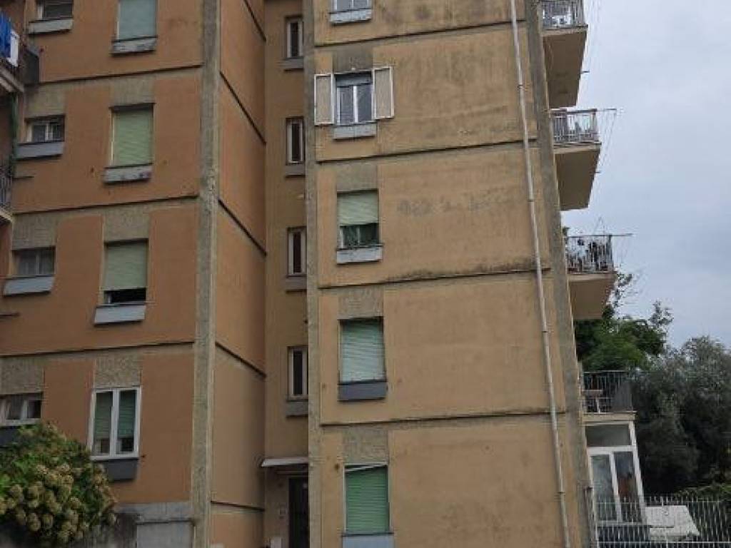 appartamento in vendita a Genova in zona Palmaro / Pra'