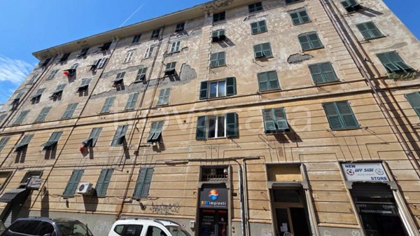appartamento in vendita a Genova in zona Marassi
