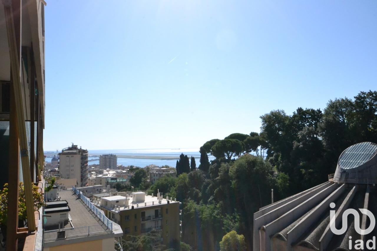 appartamento in vendita a Genova in zona Pegli