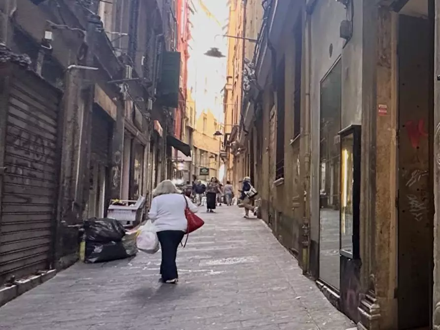 negozio in vendita a Genova in zona Sottoripa / Maddalena / Molo