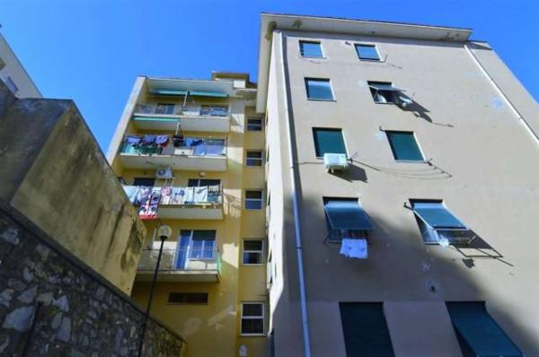 appartamento in vendita a Genova in zona Sturla