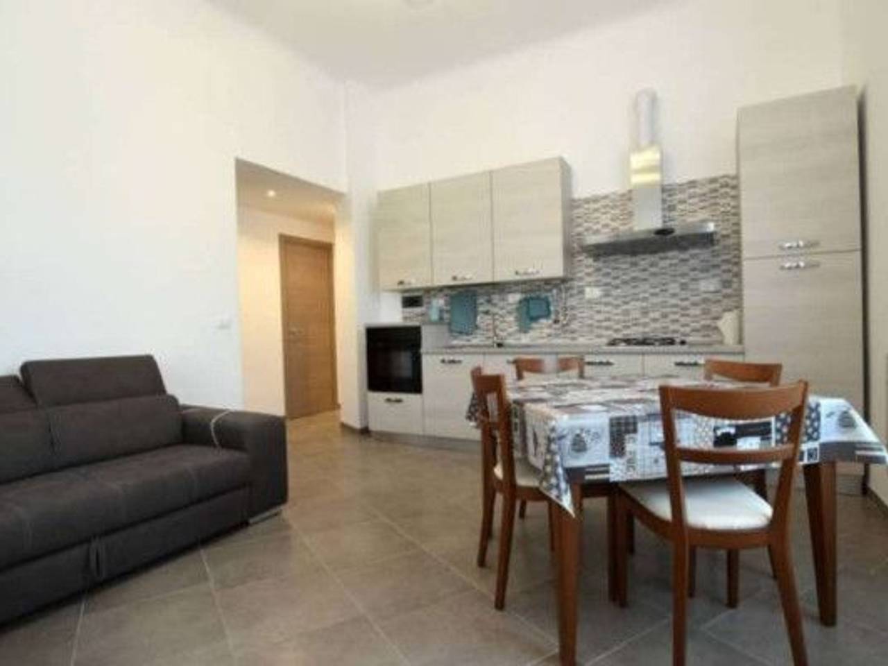 appartamento in vendita a Genova in zona Sturla