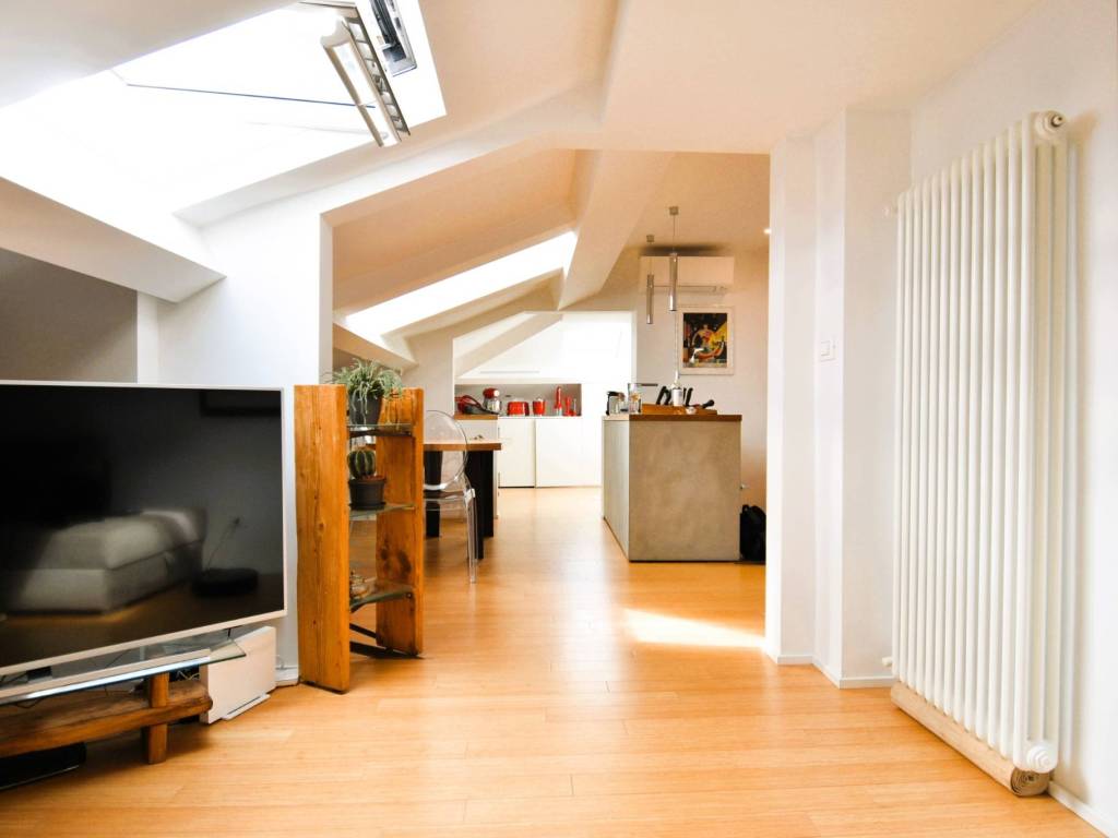 appartamento in vendita a Genova in zona Foce