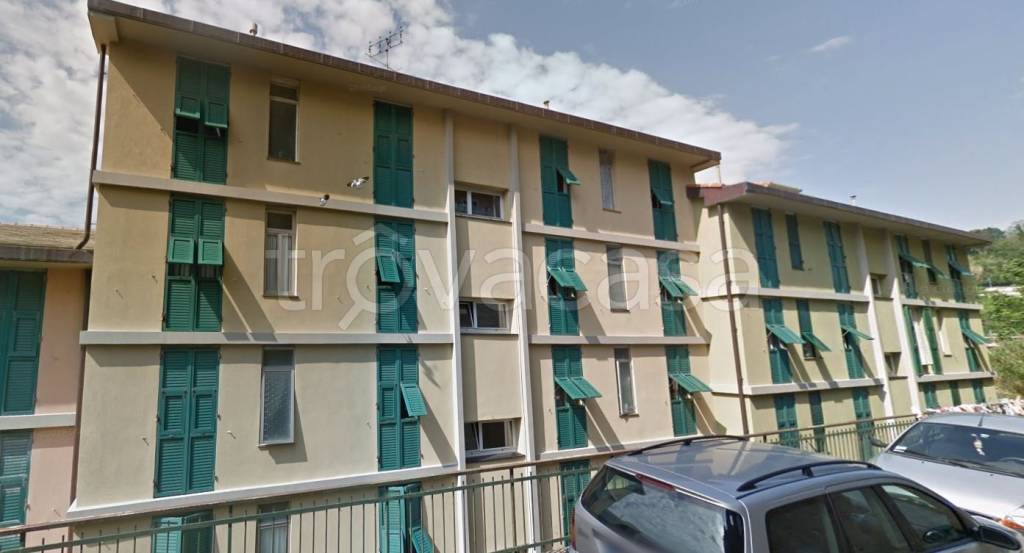 appartamento in vendita a Genova in zona Palmaro / Pra'