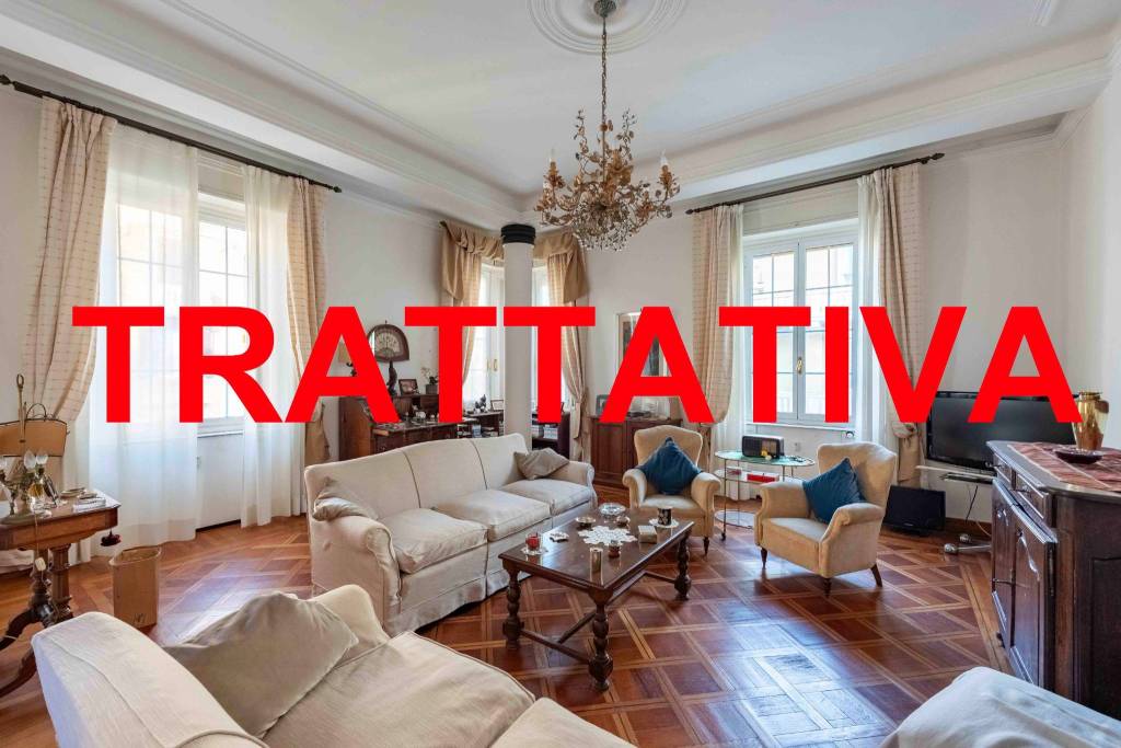 appartamento in vendita a Genova in zona Castelletto