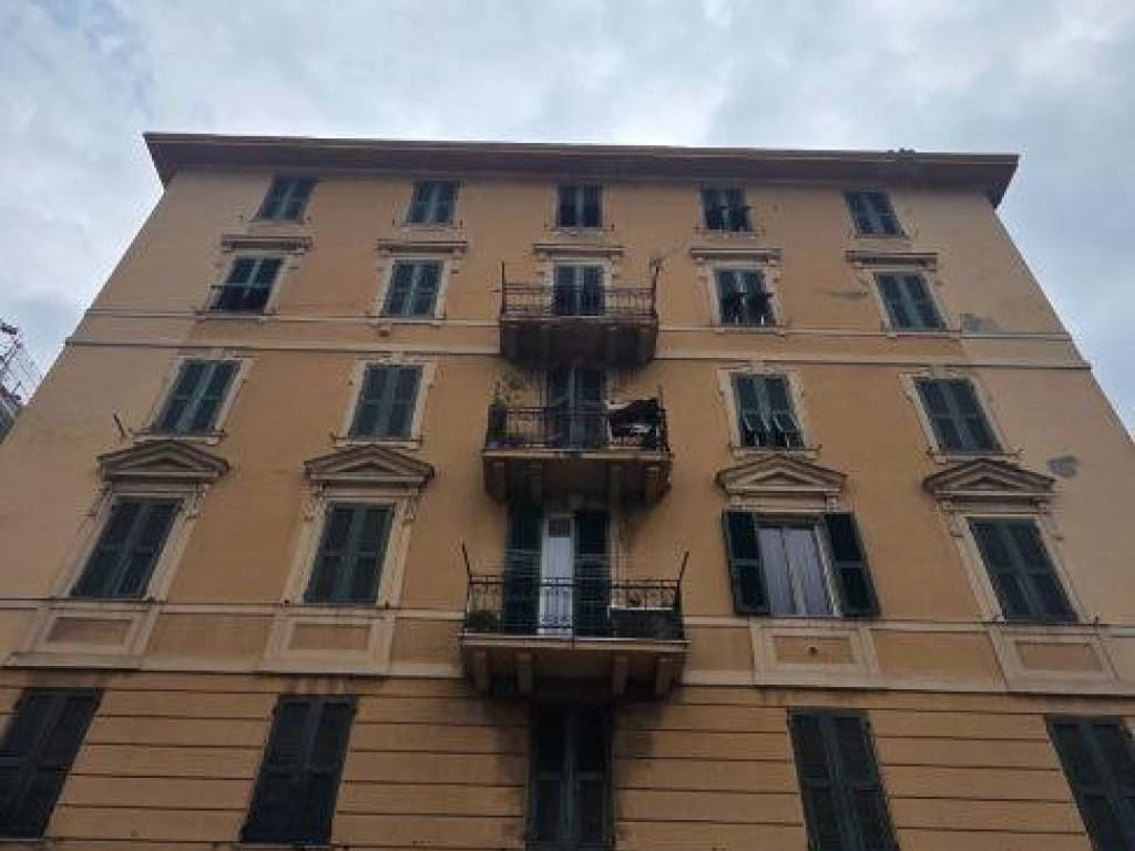appartamento in vendita a Genova in zona Quezzi