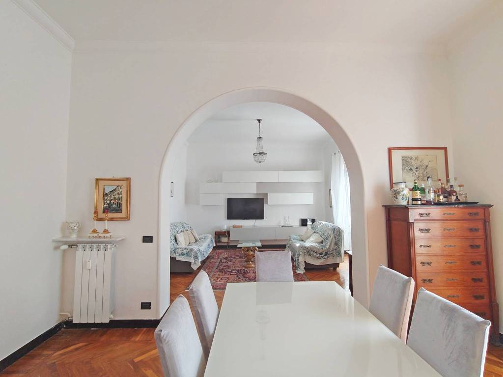 appartamento in vendita a Genova in zona Castelletto