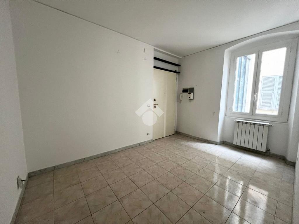 appartamento in vendita a Genova in zona Sampierdarena