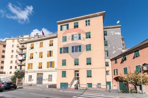 appartamento in vendita a Genova in zona Molassana