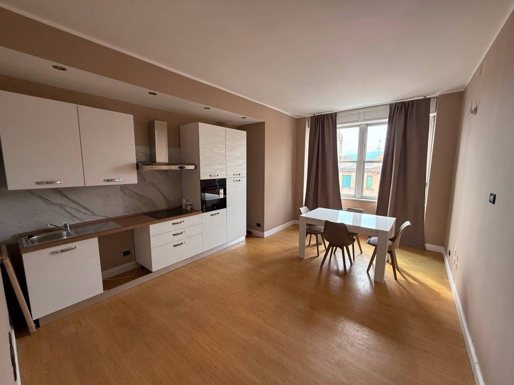 appartamento in vendita a Genova in zona Sampierdarena