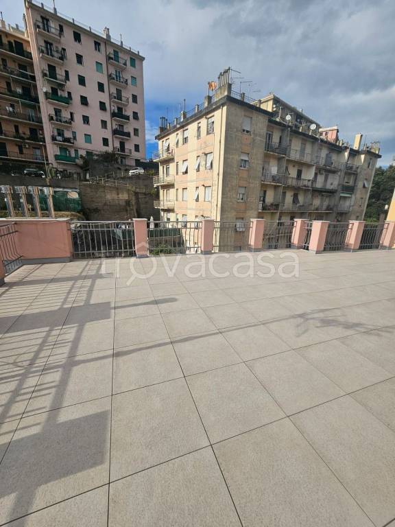 appartamento in vendita a Genova in zona Cornigliano