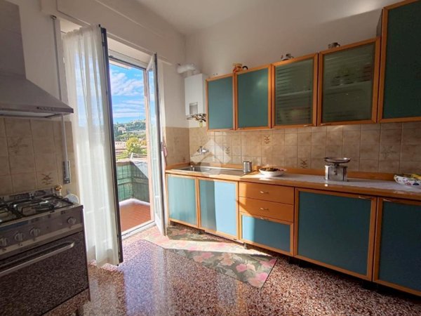 appartamento in vendita a Genova in zona Sestri Ponente