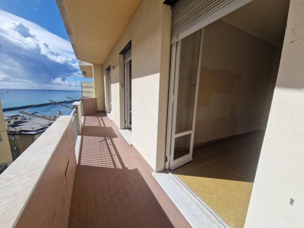 appartamento in vendita a Genova in zona Pegli
