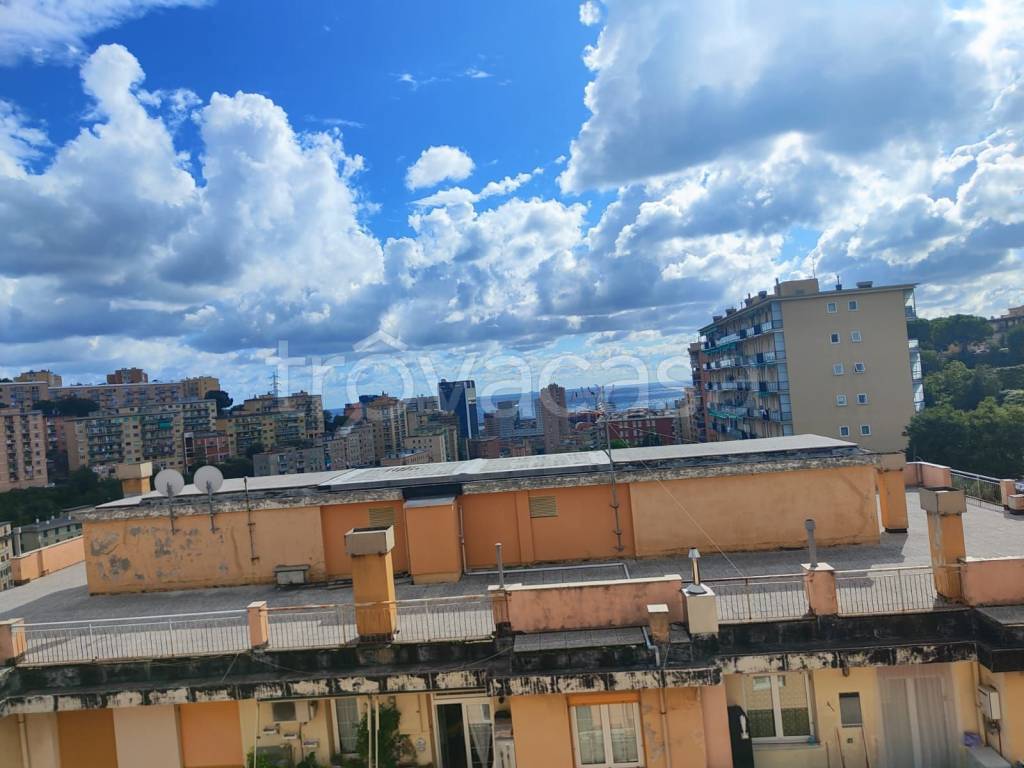 appartamento in vendita a Genova in zona Sampierdarena