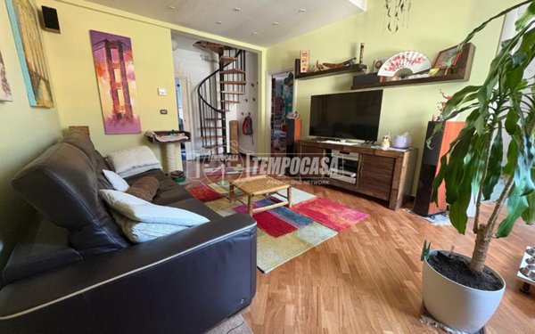 appartamento in vendita a Genova in zona Cornigliano