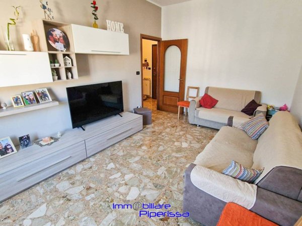 appartamento in vendita a Genova in zona Marassi