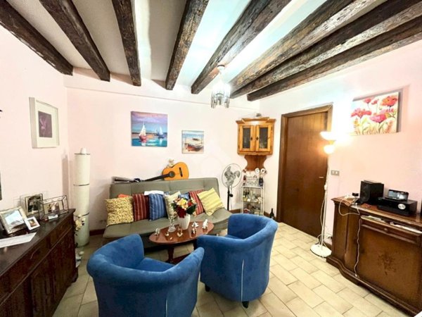 appartamento in vendita a Genova in zona Centro Storico