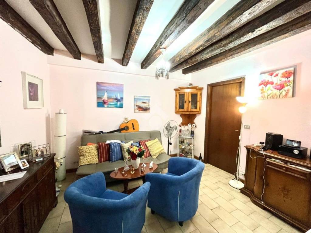 appartamento in vendita a Genova in zona Centro Storico