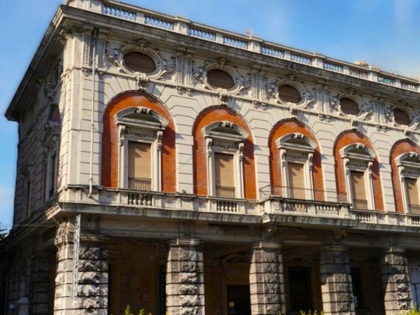 negozio in vendita a Genova in zona Sampierdarena