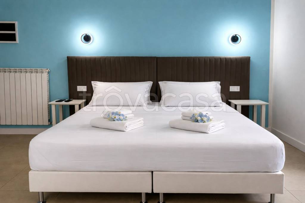 negozio in vendita a Genova in zona Sampierdarena