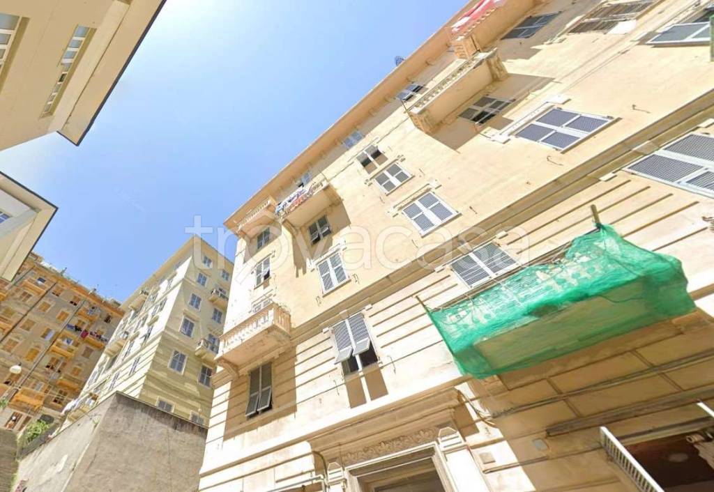 appartamento in vendita a Genova in zona Lagaccio / Granarolo