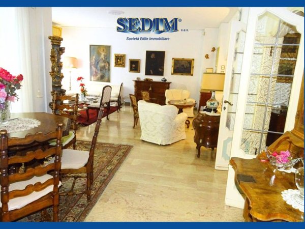 appartamento in vendita a Genova in zona Albaro