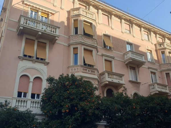 appartamento in vendita a Genova in zona Pegli