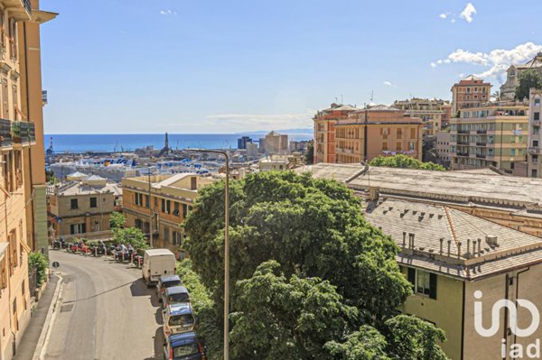 appartamento in vendita a Genova in zona Oregina