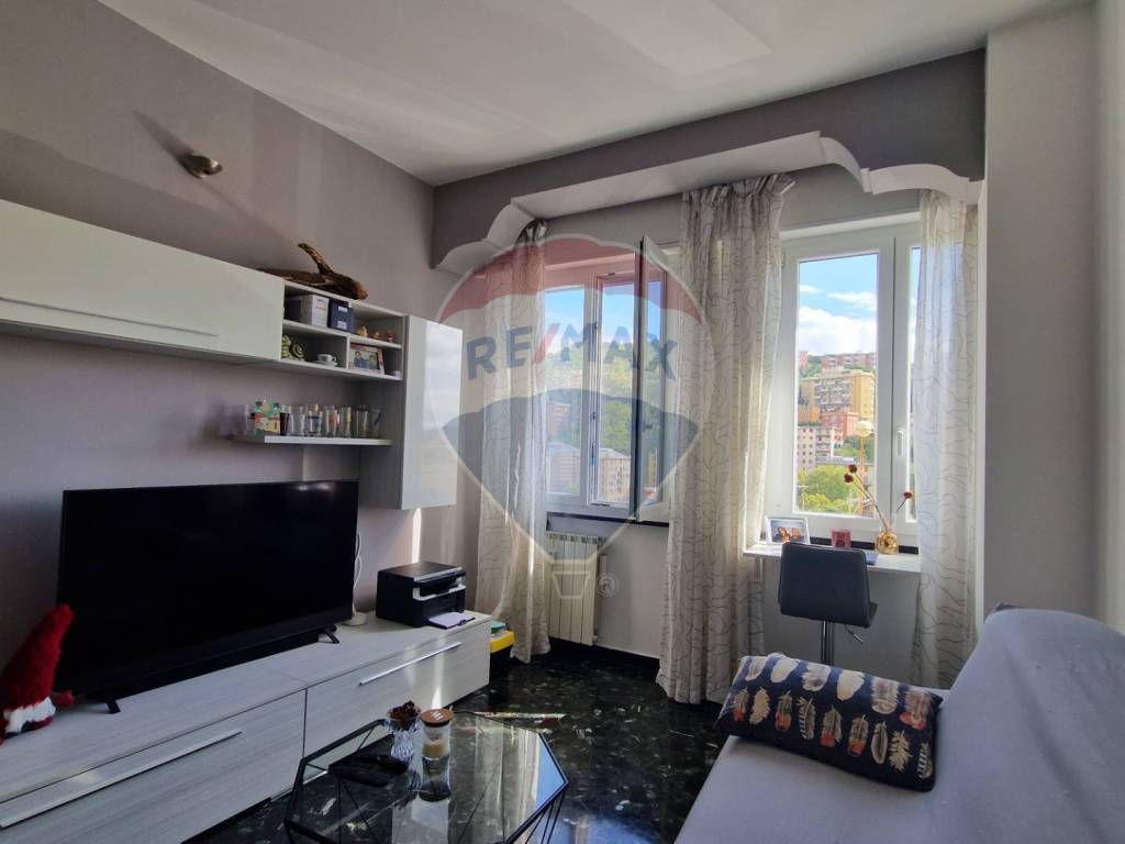 appartamento in vendita a Genova in zona Staglieno