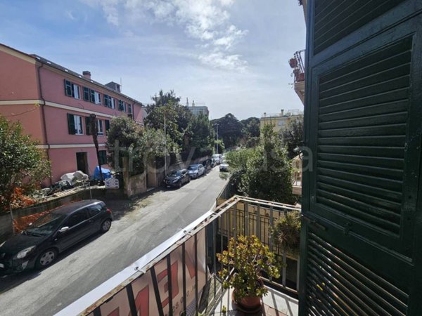 appartamento in vendita a Genova in zona Albaro