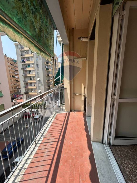 appartamento in vendita a Genova in zona Molassana