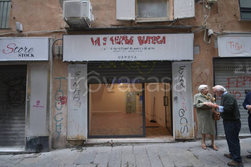 monolocale in vendita a Genova in zona Sottoripa / Maddalena / Molo