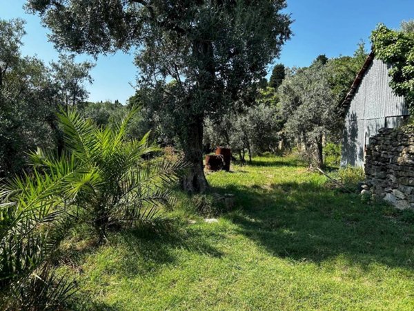 casa indipendente in vendita a Genova in zona Sturla