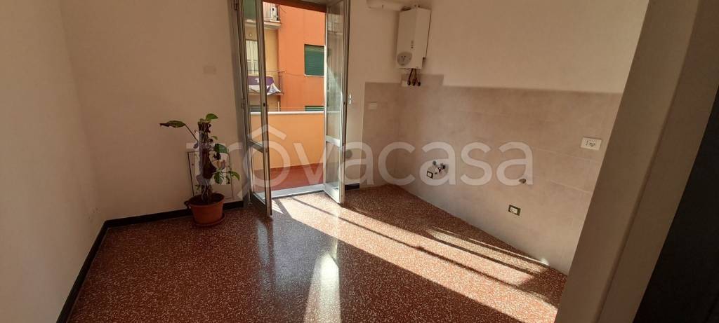 appartamento in vendita a Genova in zona Staglieno